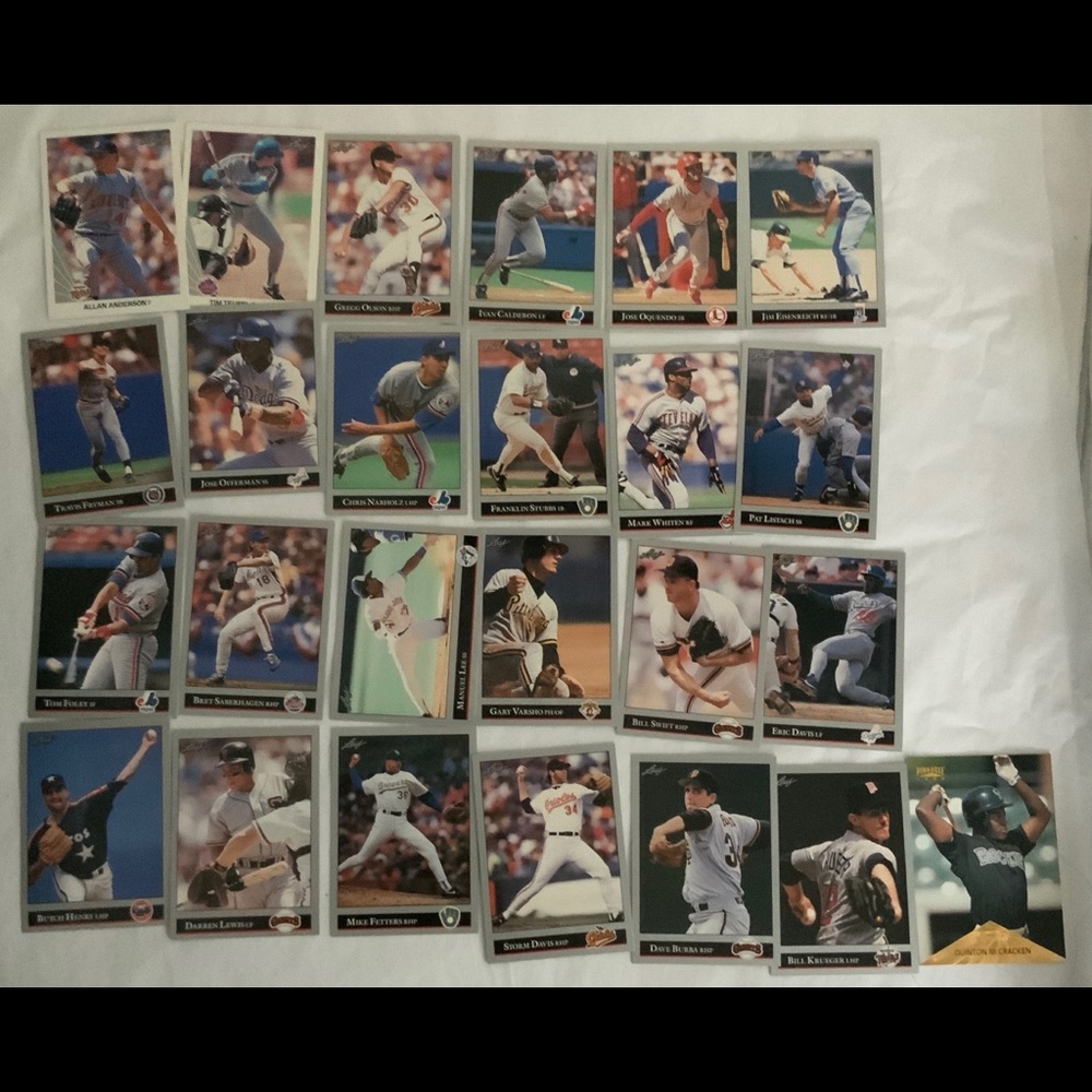 Bundle of Baseball Cards Lot 396
